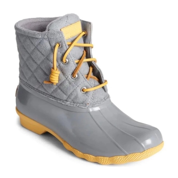 (NWT) Sperry Women’s Saltwater Quilted Waterproof Boot, Size: 8.5 - Picture 1 of 11